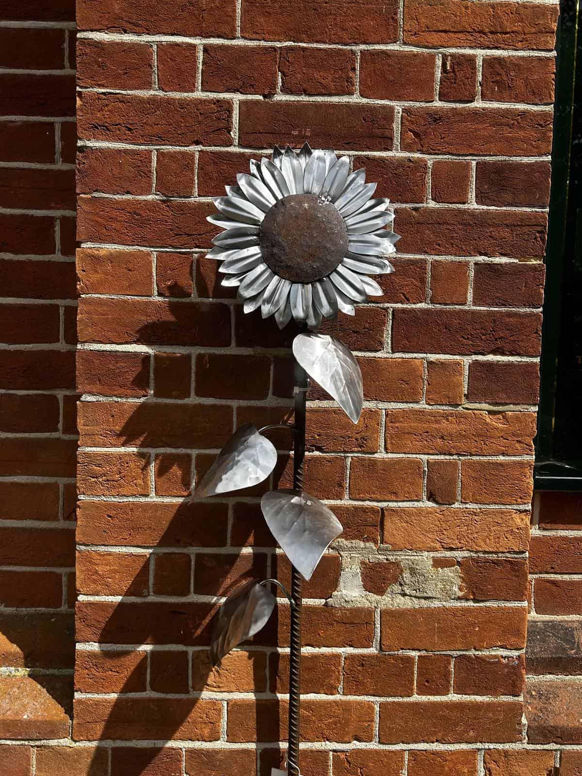 Close view of the hammered steel sunflower petals